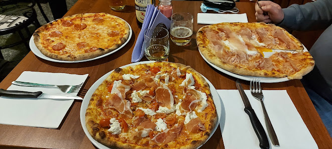 Pizzeria Da Franco Piazza Italia, 35, 12012 Boves CN, Italia