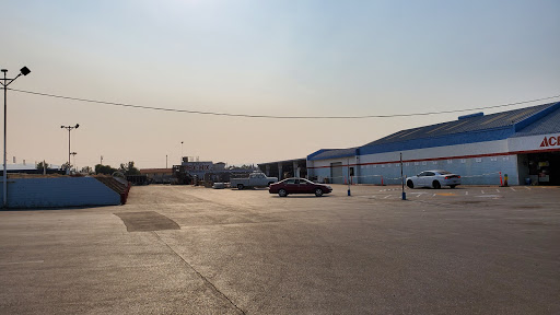 Hardware Store «Payless Hardware, Rockery and Nursery», reviews and photos, 2927 King Rd, San Jose, CA 95122, USA