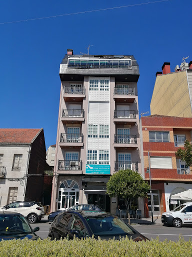 Clinica Dental Moaña en Moaña, Pontevedra