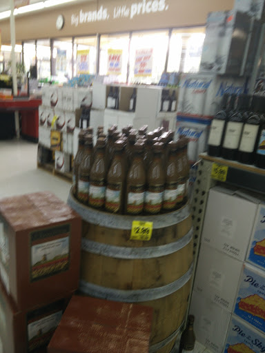 Grocery Store «Grocery Outlet Bargain Market», reviews and photos, 4157 NW U.S. 101 #101, Lincoln City, OR 97367, USA