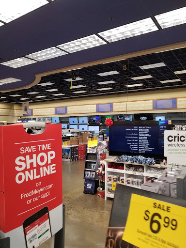 Grocery Store «Fred Meyer», reviews and photos, 801 Auburn Way N, Auburn, WA 98002, USA