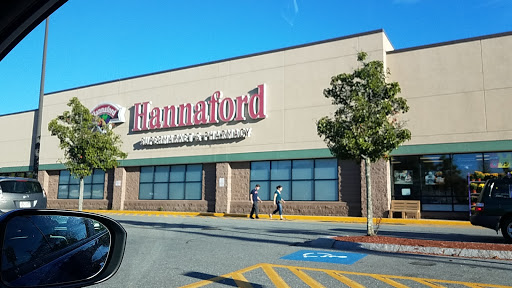 Hannaford Supermarket, 301 Pleasant St, Dracut, MA 01826, USA, 