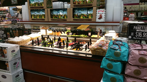 Grocery Store «Holiday Market», reviews and photos, 520 S Lilley Rd, Canton, MI 48188, USA