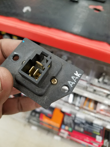 Auto Parts Store «AutoZone», reviews and photos, 19850 Grand River Ave, Detroit, MI 48219, USA