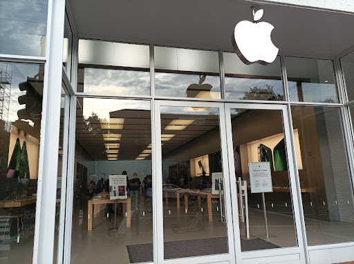 Computer Store «Apple Georgetown», reviews and photos, 1229 Wisconsin Ave NW, Washington, DC 20007, USA