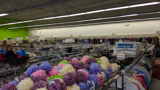 Thrift Store «Goodwill Retail & Donation Center», reviews and photos