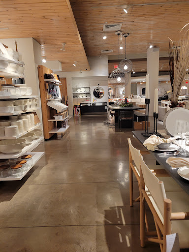 Furniture Store «Crate and Barrel», reviews and photos, 3965 Townsfair Way, Columbus, OH 43219, USA