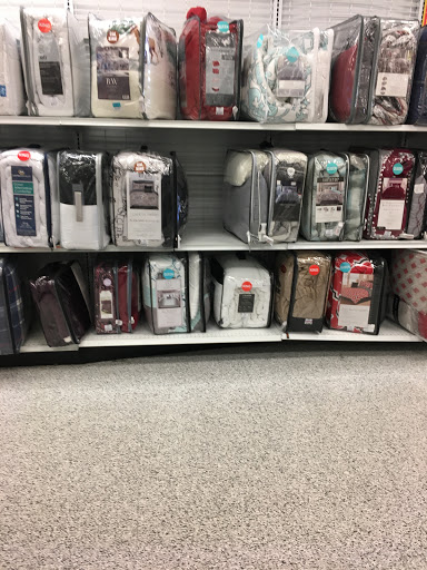 Clothing Store «Ross Dress for Less», reviews and photos, 151 N McDowell Blvd, Petaluma, CA 94954, USA