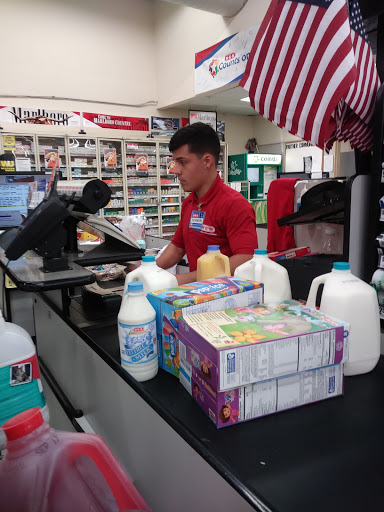 Grocery Store «H-E-B Grocery», reviews and photos, 3401 Gulfway Dr, Port Arthur, TX 77642, USA