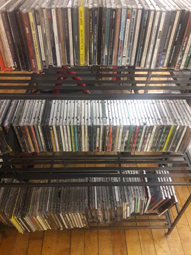 Thrift Store «Out of the Closet - Brooklyn», reviews and photos, 475 Atlantic Ave, Brooklyn, NY 11217, USA