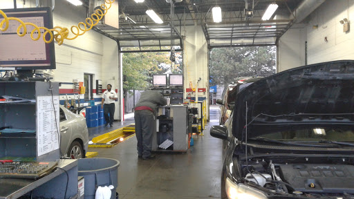 Oil Change Service «The Duke of Oil», reviews and photos, 25 E 63rd St, Westmont, IL 60559, USA