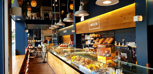 Cafeteria Meskpa - 14, Ctra. de Roda, 12, 08560 Manlleu, Barcelona, Spain