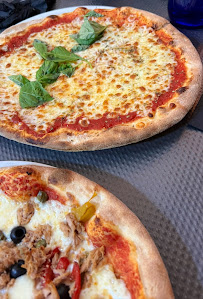 Plats et boissons du Pizzas à emporter La rôtisserie italienne. Poulets fermiers cuits à la broche. Pizza à la Romana à Saint-Cannat - n°2