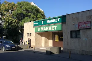 B Market image
