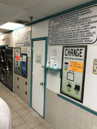 Laundromat «Waynes Wash World», reviews and photos, 659 Abbington Dr, East Windsor, NJ 08520, USA