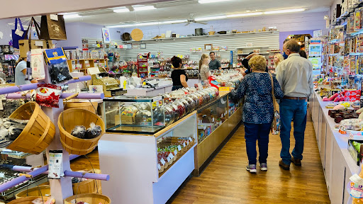 Candy Store «Wayside Country Store», reviews and photos, 1015 Boston Post Rd E #1, Marlborough, MA 01752, USA