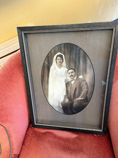 Artistic Picture Framing image