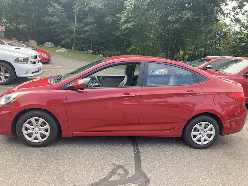 Car Dealer «J&M Automotive Sales and Service LLC», reviews and photos, 756 New Haven Rd, Naugatuck, CT 06770, USA