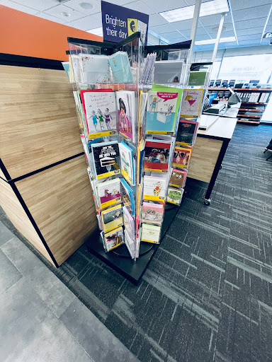 Print Shop «FedEx Office Print & Ship Center», reviews and photos, 31-46 Steinway St, Astoria, NY 11103, USA