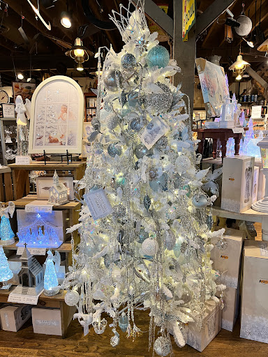 American Restaurant «Cracker Barrel Old Country Store», reviews and photos, 716 N Campbell Station Rd, Farragut, TN 37934, USA