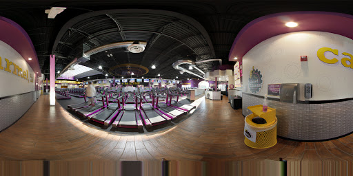 Gym «Planet Fitness», reviews and photos, 2192 E 116th St, Carmel, IN 46032, USA