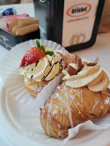 Shopping Mall «The Westover Gallery of Shops», reviews and photos, 1420 Westover Terrace, Greensboro, NC 27408, USA