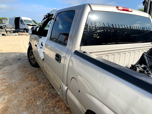 Used Auto Parts Store «Brothers Auto Parts», reviews and photos, 8403 New Laredo Hwy, San Antonio, TX 78211, USA