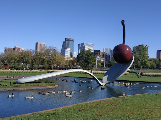 Spoonbridge and Cherry