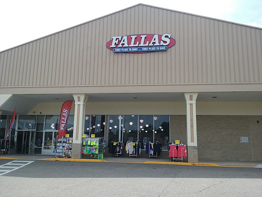 Fallas Stores, 1410 Berlin Turnpike, Wethersfield, CT 06109, USA, 