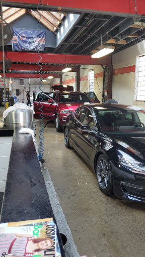 Car Wash «Suds Car Wash», reviews and photos, 2212 Green Bay Rd, Evanston, IL 60201, USA