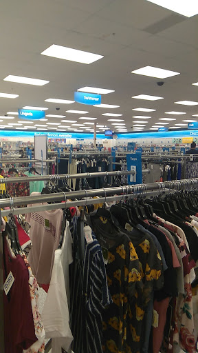 Clothing Store «Ross Dress for Less», reviews and photos, 5820 Lakewood Towne Center Blvd SW, Lakewood, WA 98499, USA