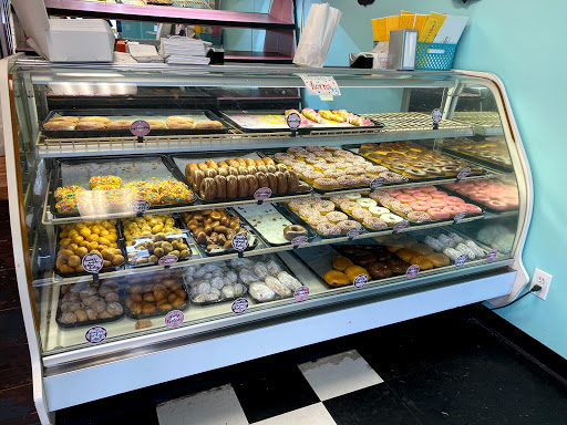 Bakers Donuts LLC, 2395 Gause Blvd E #2, Slidell, LA 70461, USA, 