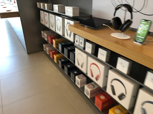 Computer Store «Apple Oakbrook», reviews and photos, 70 Oakbrook Center, Oak Brook, IL 60523, USA