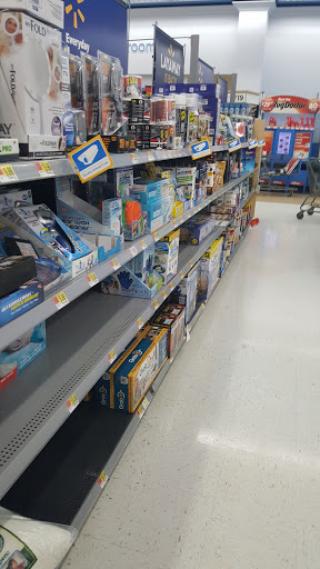 Department Store «Walmart Supercenter», reviews and photos, 10900 Parkside Dr, Knoxville, TN 37934, USA