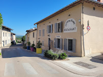 Photos du propriétaire du Restaurant Le Cheval Blanc à Mogneneins - n°3