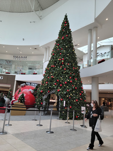 Shopping Mall «Westfield Galleria at Roseville», reviews and photos, 1151 Galleria Blvd, Roseville, CA 95678, USA