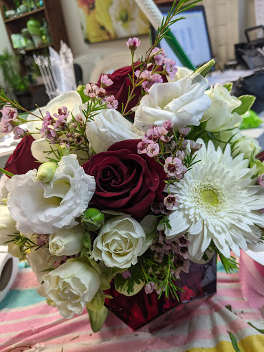 Florist «Given-Erwin Florist», reviews and photos, 328 Cambridge St, Burlington, MA 01803, USA