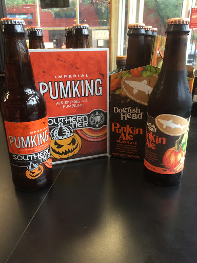 Liquor Store «Red Castle Liquor Store and Growler Filling Station», reviews and photos, 1200 S 1st St, Louisville, KY 40203, USA