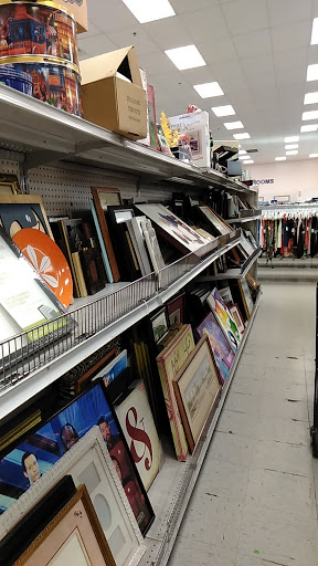 Thrift Store «Goodwill», reviews and photos, 390 Plaza Dr, Folsom, CA 95630, USA