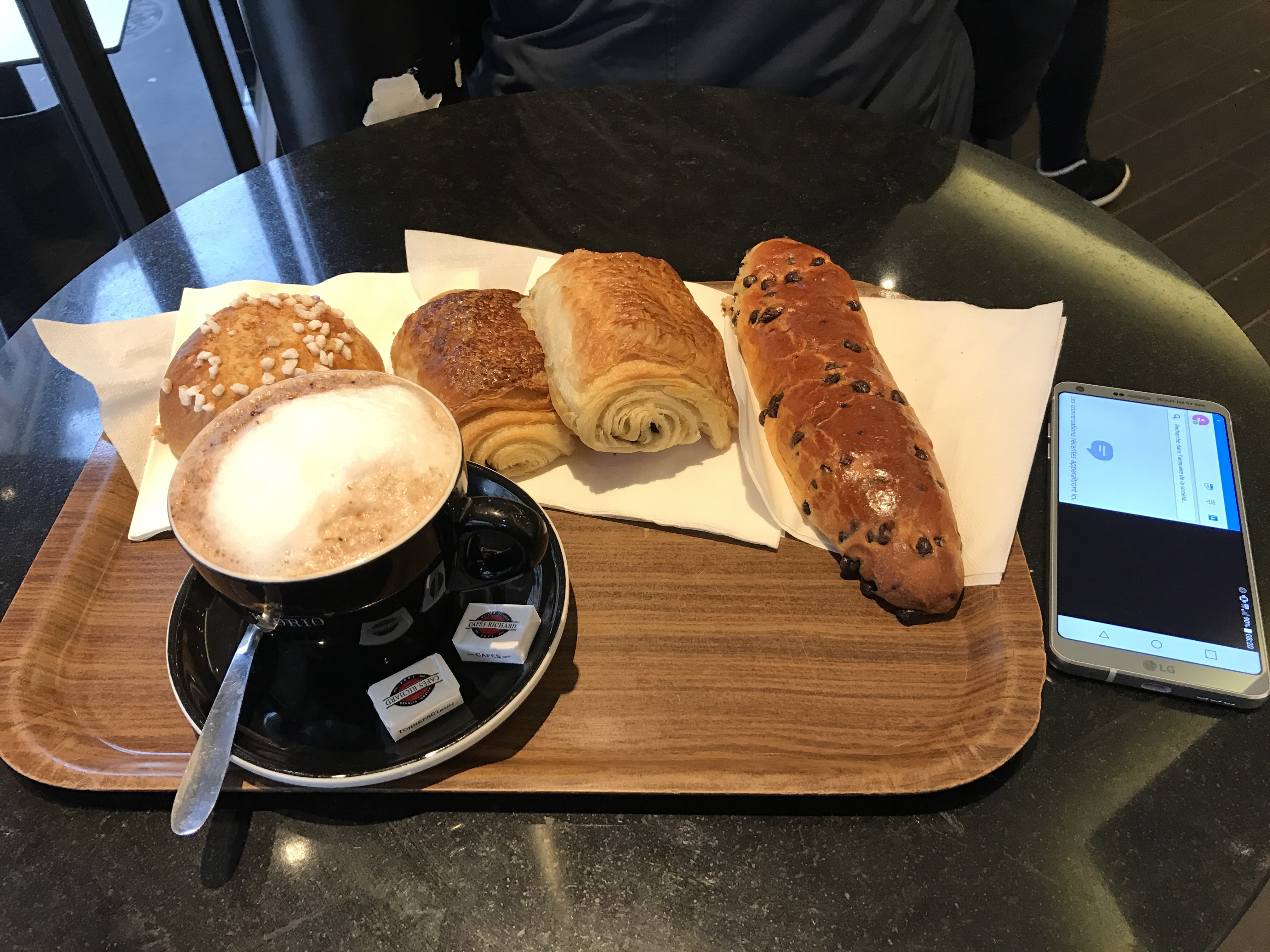 Photo n° 1 de l'avis de Virgile.o fait le 23/03/2017 à 07:33