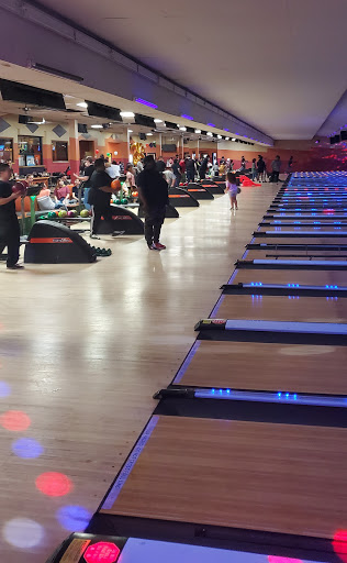 Bowling Alley «Sparetimes Bowling», reviews and photos, 1 Family Fun Pl, Hampton, VA 23666, USA
