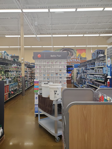 Pet Supply Store «PetSmart», reviews and photos, 320 W Town Square Way, Oak Creek, WI 53154, USA