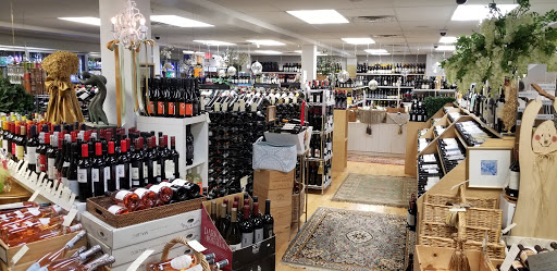 Liquor Store «Country Roads Wine & Spirits», reviews and photos, 8 Hebron Rd, Marlborough, CT 06447, USA