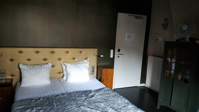 "Nad zalewem" Pole Biwakowe - Częstochowa