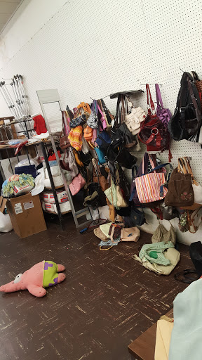 Used Clothing Store «Compton Thrift Store», reviews and photos, 2001 N Long Beach Blvd, Compton, CA 90221, USA