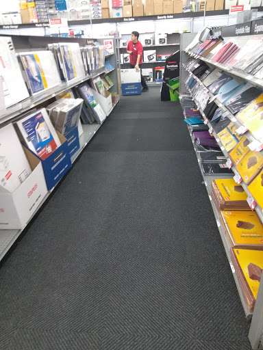 Office Supply Store «Staples», reviews and photos, 2080 W Empire Ave, Burbank, CA 91504, USA