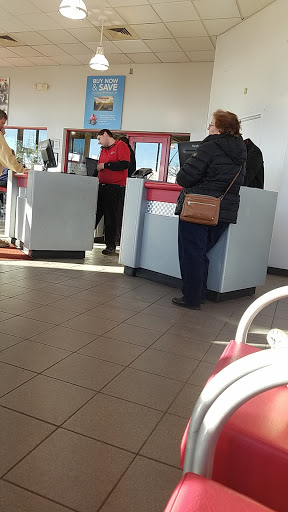 Tire Shop «Discount Tire Store - Auburn Hills, MI», reviews and photos, 200 Brown Rd, Auburn Hills, MI 48326, USA