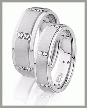 Diamond Dealer «CMI Jewelry Showroom», reviews and photos, 4630 Paragon Park Rd, Raleigh, NC 27616, USA