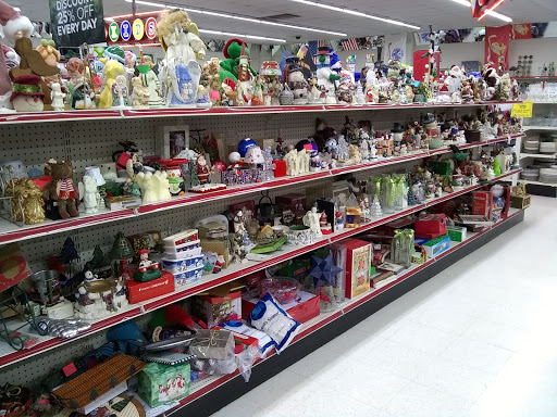 Thrift Store «Red Racks Thrift Store», reviews and photos, 1711 N Glenstone Ave, Springfield, MO 65803, USA
