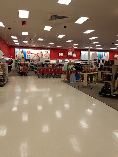 Department Store «Target», reviews and photos, 81 Taunton Depot Dr, Taunton, MA 02780, USA